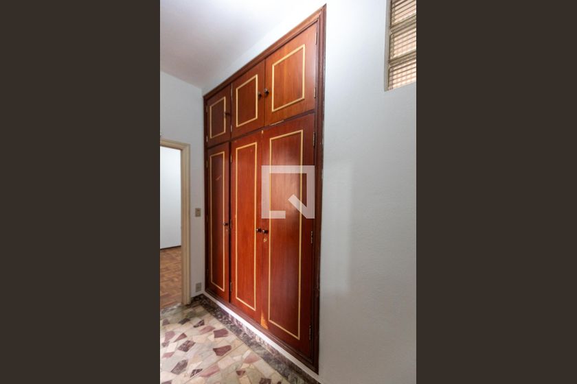 Casa à Venda - Guanabara, 4 Quartos,  254 m2 em , Campinas - sp | SoloBR