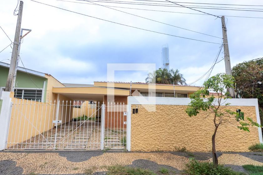 Casa à Venda - Guanabara, 4 Quartos,  254 m2 em , Campinas - sp | SoloBR