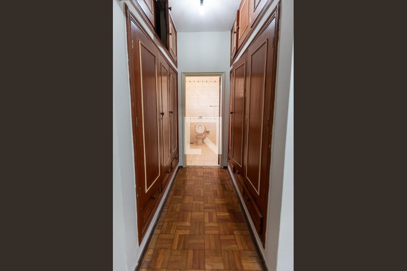 Casa à Venda - Guanabara, 4 Quartos,  254 m2 em , Campinas - sp | SoloBR