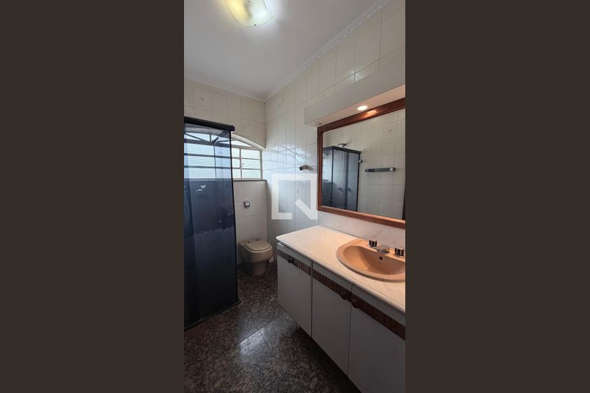 Casa à Venda - Parque Prado, 4 Quartos,  250 m2 em , Campinas - sp | SoloBR
