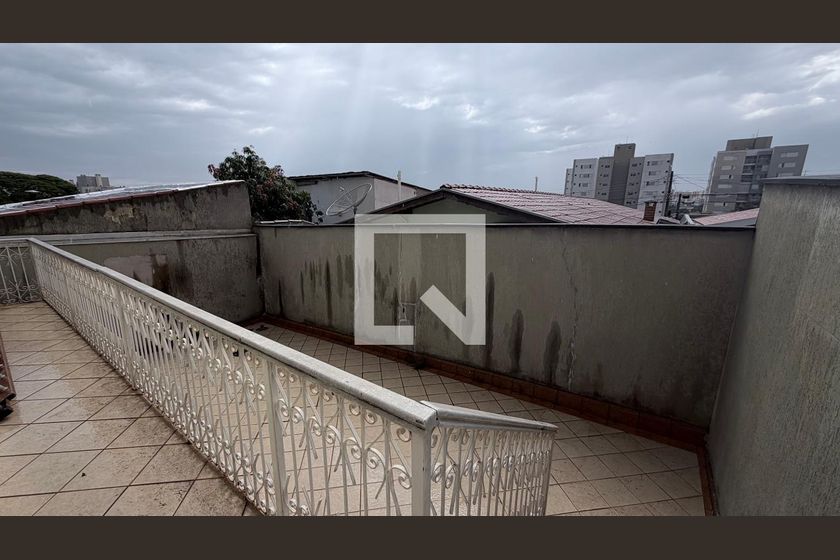 Casa à Venda - Parque Prado, 4 Quartos,  250 m2 em , Campinas - sp | SoloBR