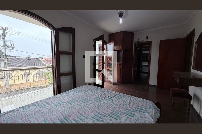 Casa à Venda - Parque Prado, 4 Quartos,  250 m2 em , Campinas - sp | SoloBR