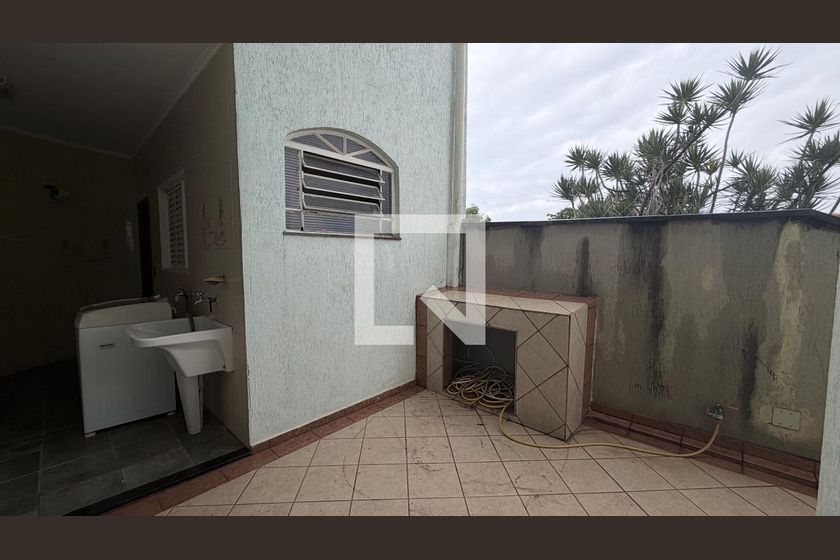 Casa à Venda - Parque Prado, 4 Quartos,  250 m2 em , Campinas - sp | SoloBR