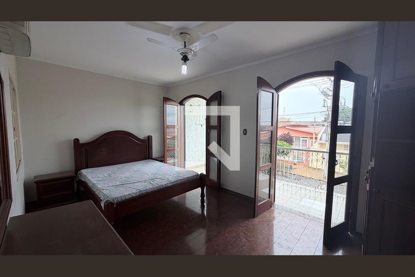 Casa à Venda - Parque Prado, 4 Quartos,  250 m2 em , Campinas - sp | SoloBR