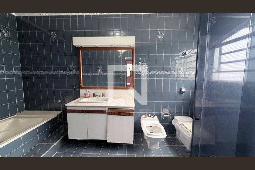 Casa à Venda - Parque Prado, 4 Quartos,  250 m2 em , Campinas - sp | SoloBR