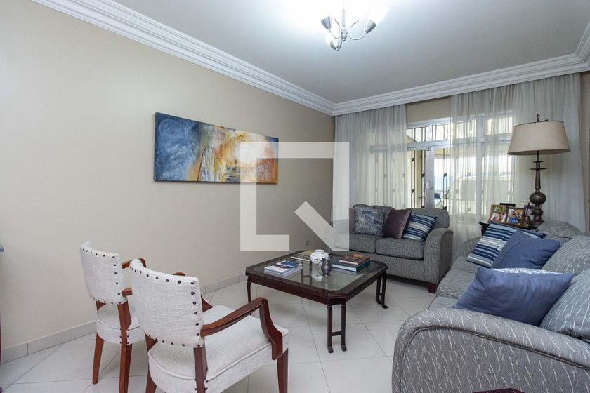 Casa, 4 quartos, 150 m² - Foto 1