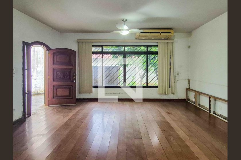 Casa, 5 quartos, 197 m² - Foto 3