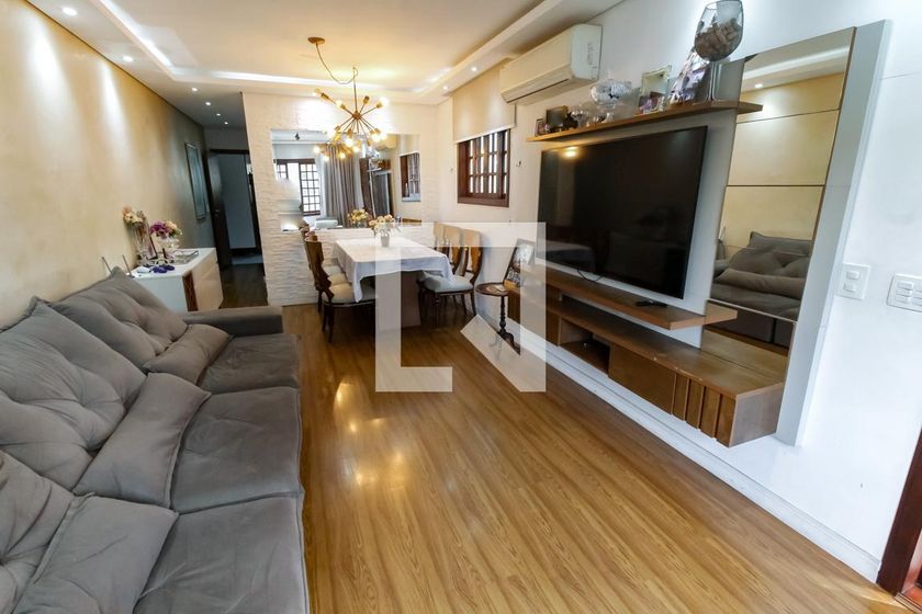 Casa, 4 quartos, 155 m² - Foto 1