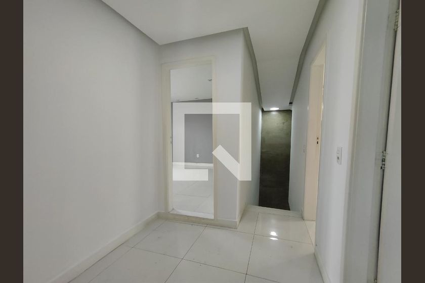 Casa, 5 quartos, 230 m² - Foto 9