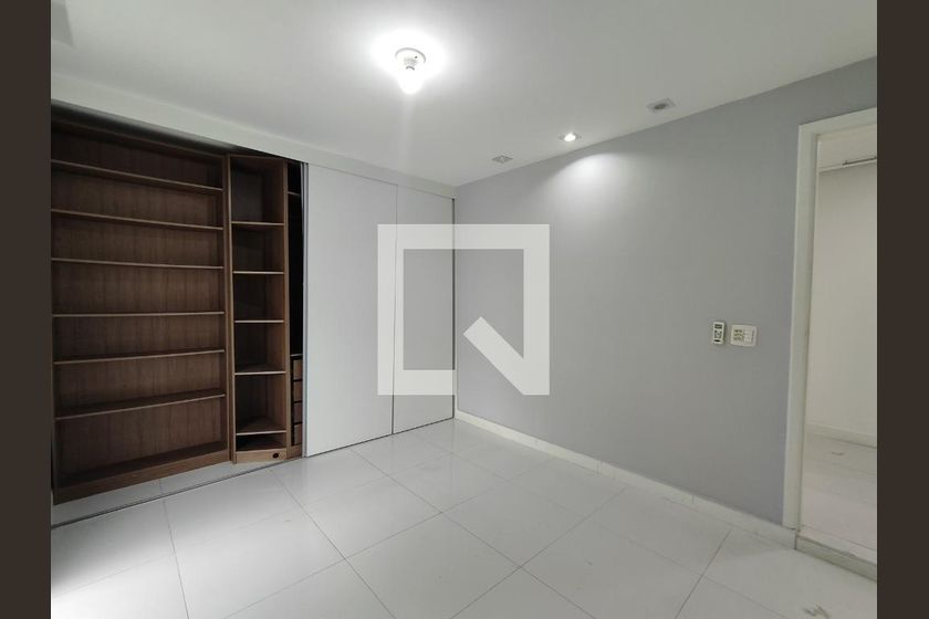 Casa, 5 quartos, 230 m² - Foto 31