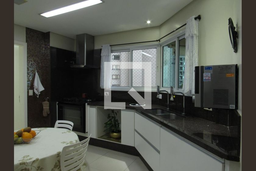 Apartamento, 3 quartos, 225 m² - Foto 157