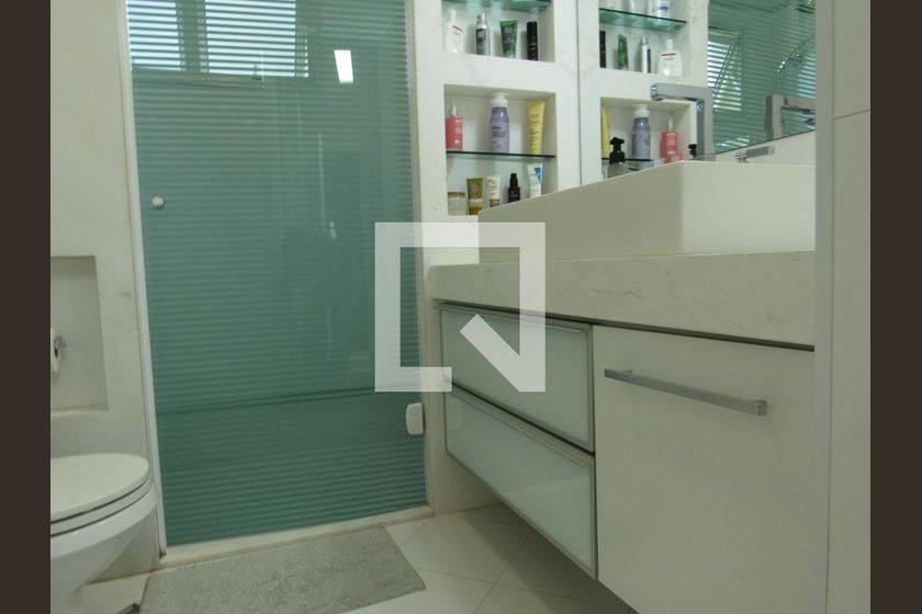 Apartamento, 3 quartos, 225 m² - Foto 127