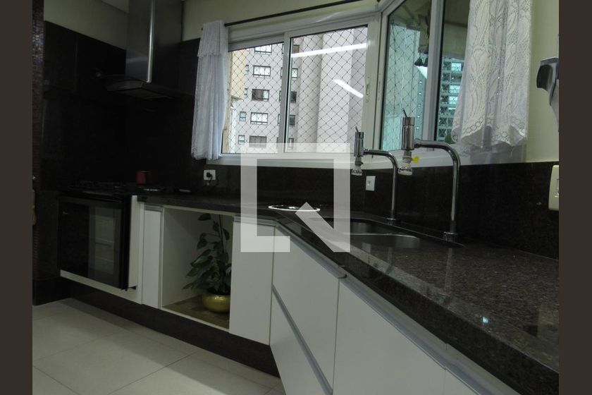 Apartamento, 3 quartos, 225 m² - Foto 159