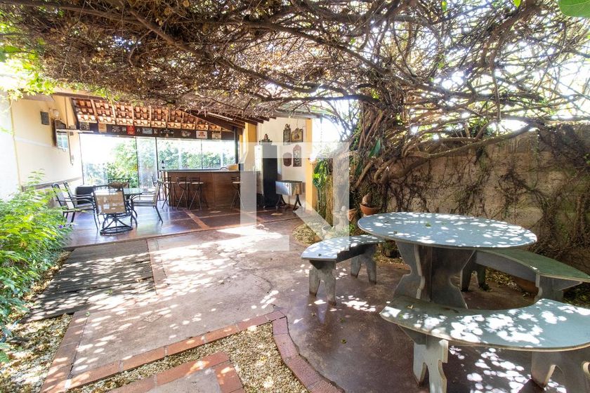 Casa à Venda - Fazenda Santa Cândida, 4 Quartos,  232 m2 em , Campinas - sp | SoloBR