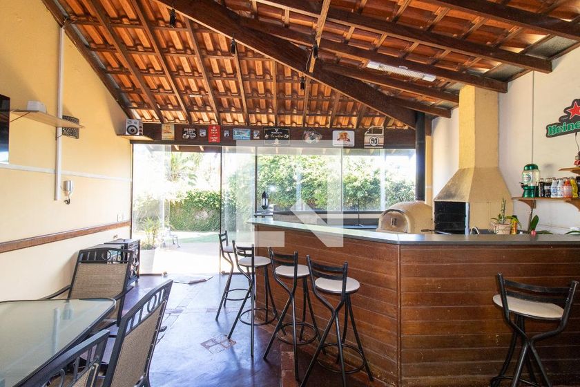 Casa à Venda - Fazenda Santa Cândida, 4 Quartos,  232 m2 em , Campinas - sp | SoloBR