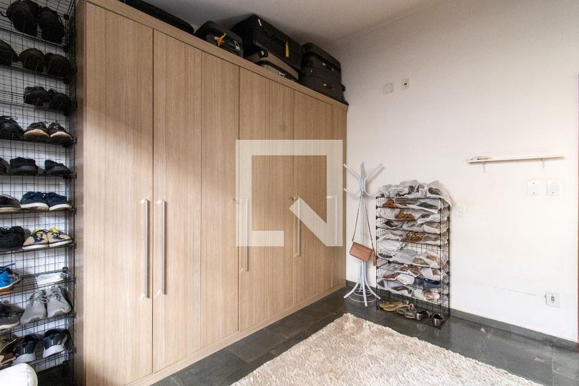 Casa à Venda - Fazenda Santa Cândida, 4 Quartos,  232 m2 em , Campinas - sp | SoloBR