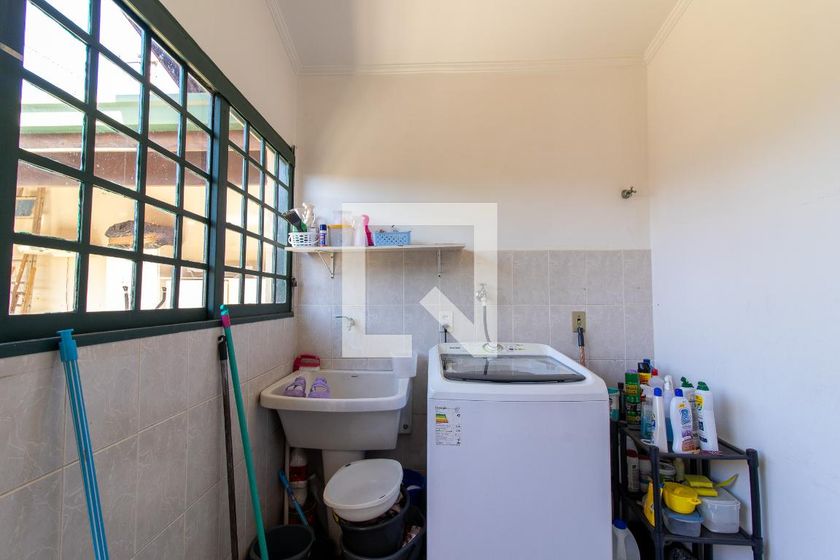 Casa à Venda - Fazenda Santa Cândida, 4 Quartos,  232 m2 em , Campinas - sp | SoloBR