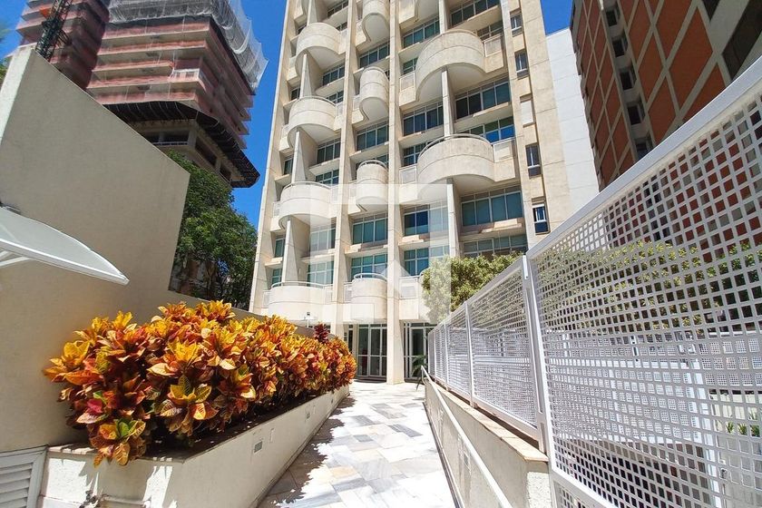 Apartamento à Venda - Cambuí, 1 Quarto,  70 m2 em , Campinas - sp | SoloBR