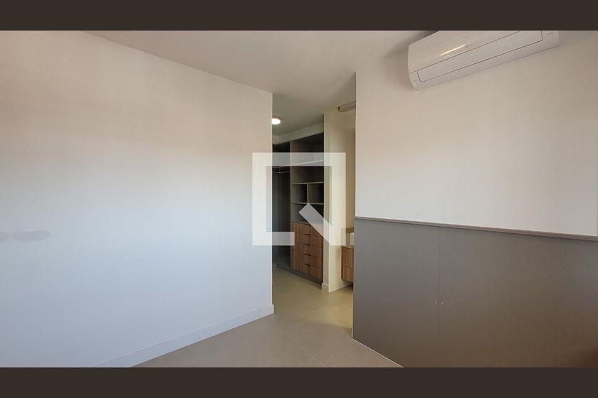 Apartamento à Venda - Bosque, 1 Quarto,  45 m2 em , Campinas - sp | SoloBR