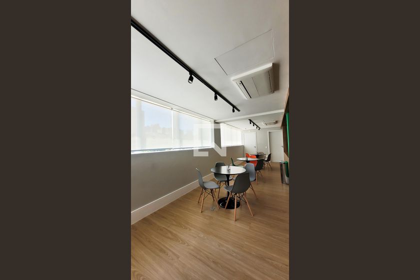 Apartamento à Venda - Bosque, 1 Quarto,  45 m2 em , Campinas - sp | SoloBR