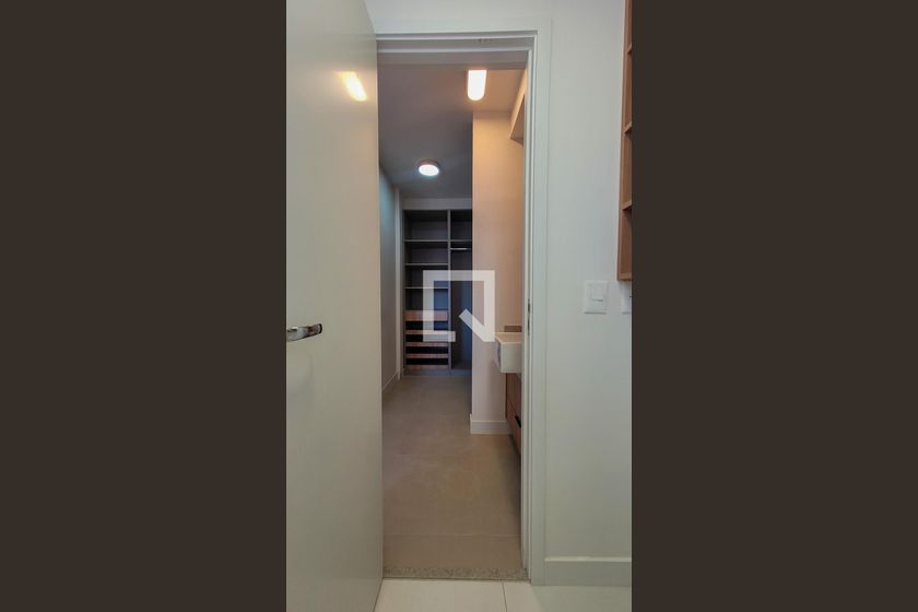 Apartamento à Venda - Bosque, 1 Quarto,  45 m2 em , Campinas - sp | SoloBR