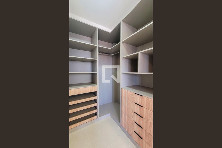 Apartamento à Venda - Bosque, 1 Quarto,  45 m2 em , Campinas - sp | SoloBR