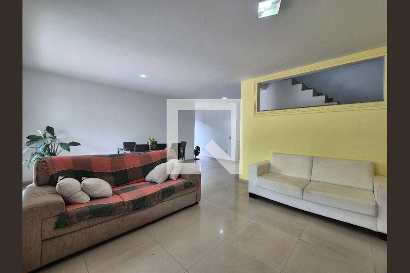 Casa, 3 quartos, 250 m² - Foto 3