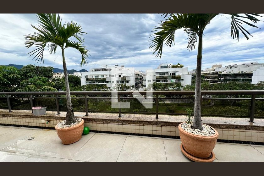 Cobertura, 3 quartos, 240 m² - Foto 9