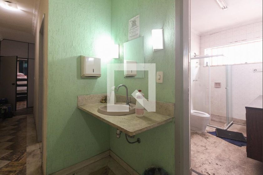 Casa, 4 quartos, 240 m² - Foto 35
