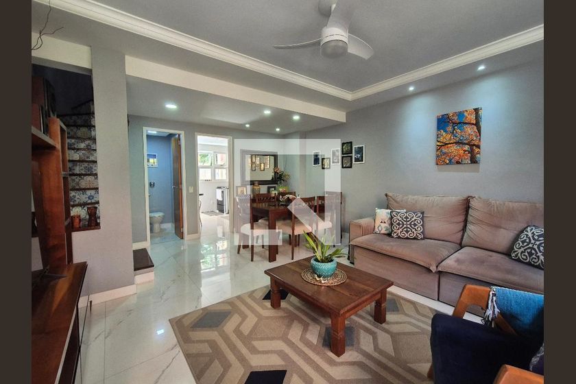 Casa, 4 quartos, 174 m² - Foto 1
