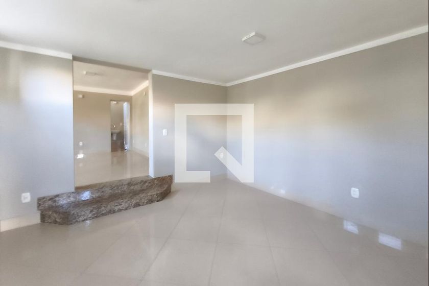 Casa à Venda - Parque Prado, 4 Quartos,  600 m2 em , Campinas - sp | SoloBR