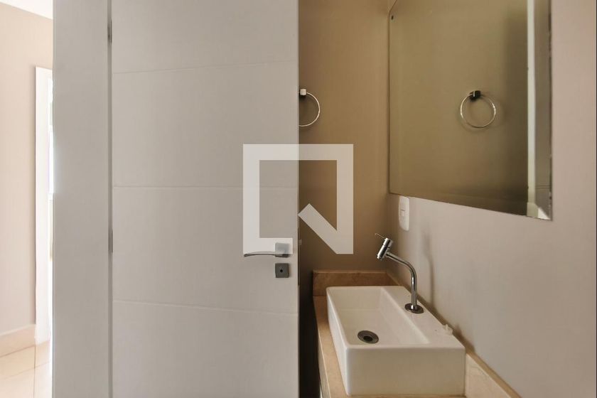 Casa à Venda - Parque Prado, 4 Quartos,  600 m2 em , Campinas - sp | SoloBR