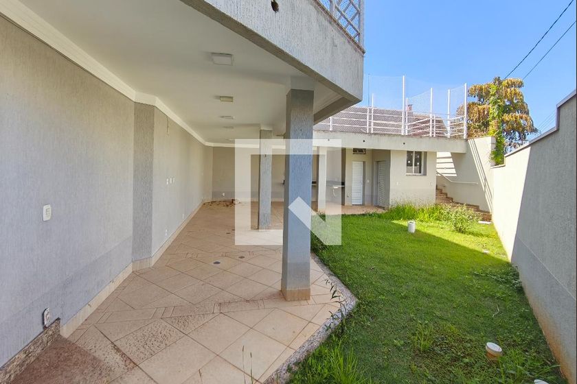 Casa à Venda - Parque Prado, 4 Quartos,  600 m2 em , Campinas - sp | SoloBR