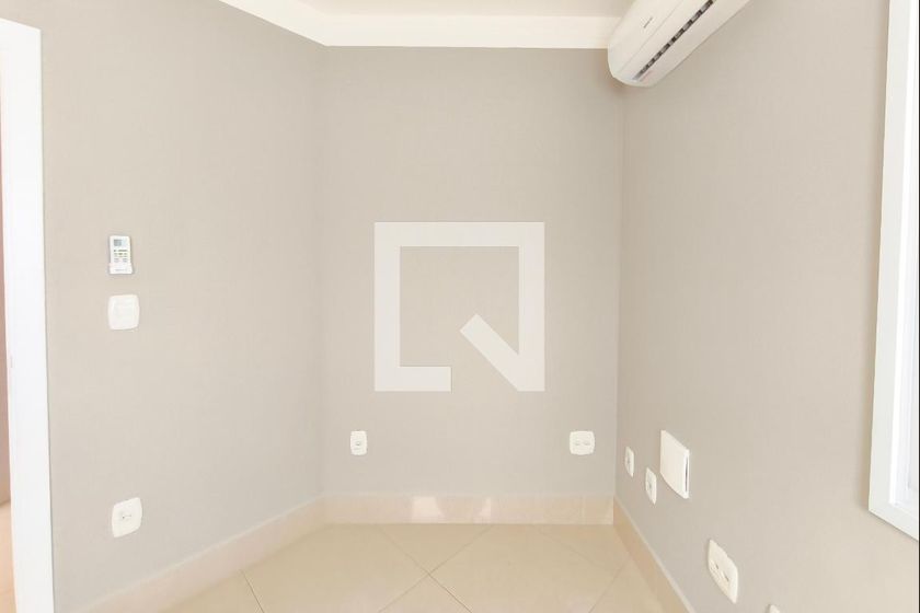 Casa à Venda - Parque Prado, 4 Quartos,  600 m2 em , Campinas - sp | SoloBR