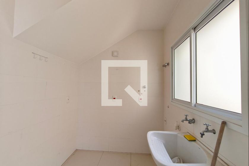 Casa à Venda - Parque Prado, 4 Quartos,  600 m2 em , Campinas - sp | SoloBR