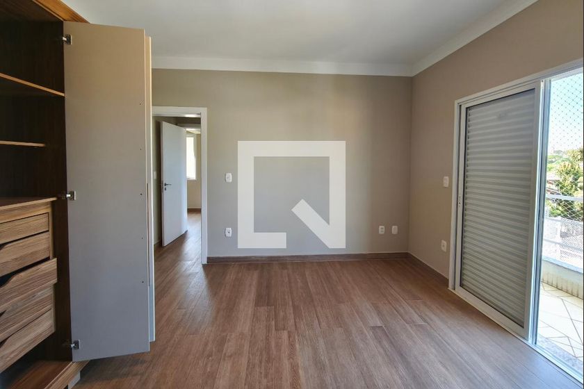 Casa à Venda - Parque Prado, 4 Quartos,  600 m2 em , Campinas - sp | SoloBR