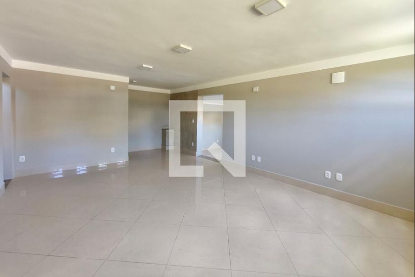 Casa à Venda - Parque Prado, 4 Quartos,  600 m2 em , Campinas - sp | SoloBR