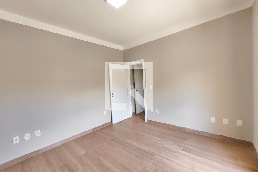 Casa à Venda - Parque Prado, 4 Quartos,  600 m2 em , Campinas - sp | SoloBR