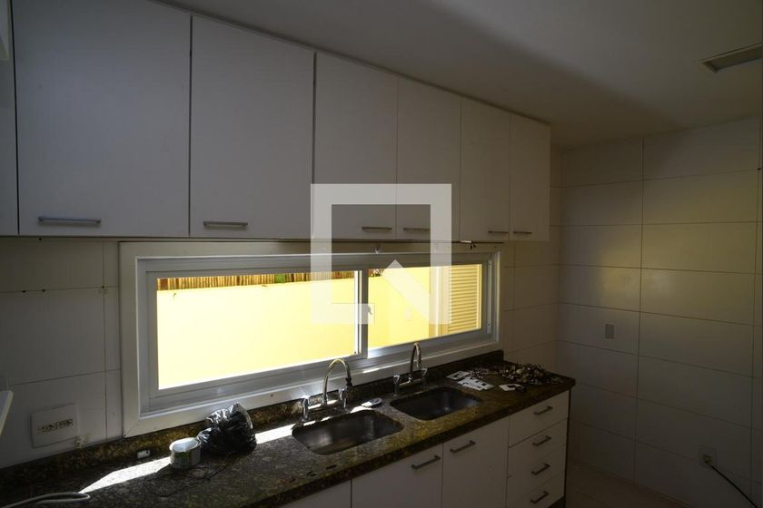Casa, 4 quartos, 300 m² - Foto 33