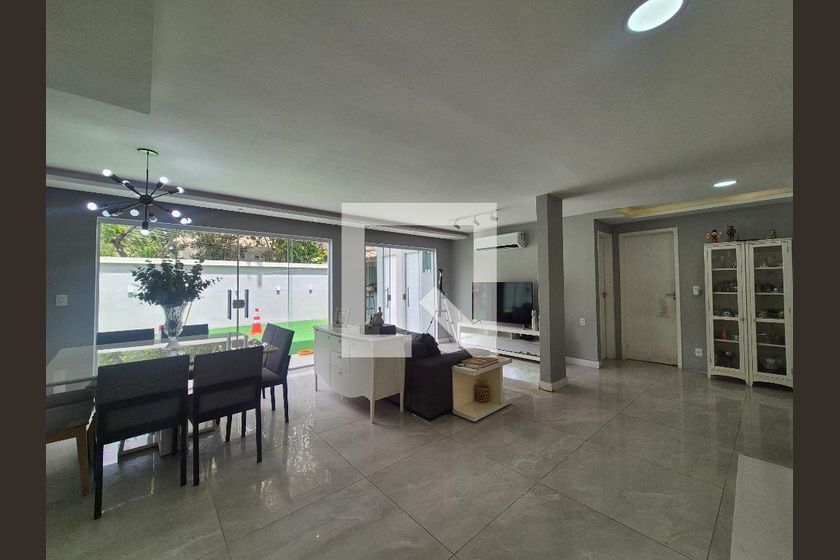 Casa, 5 quartos, 350 m² - Foto 1