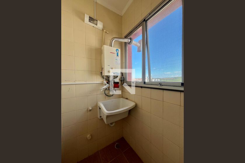 Apartamento à Venda - Jardim Flamboyant, 1 Quarto,  64 m2 em , Campinas - sp | SoloBR