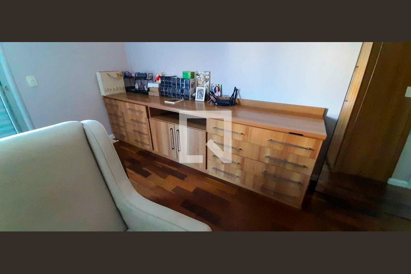 Casa, 4 quartos, 269 m² - Foto 37