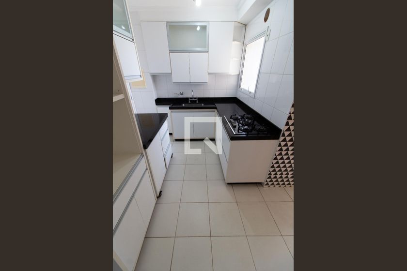 Apartamento à Venda - Lot. Alphaville Campinas, 4 Quartos,  137 m2 em , Campinas - sp | SoloBR