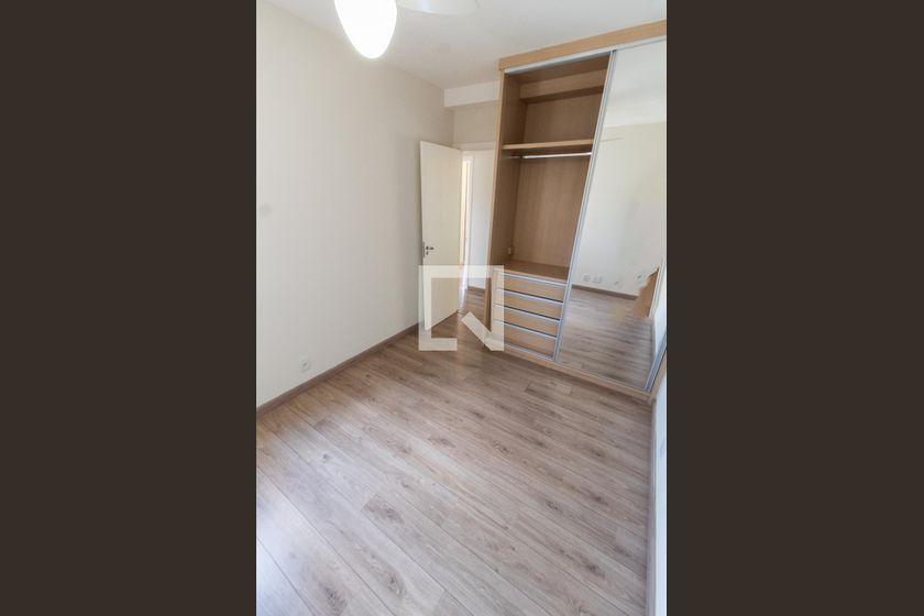 Apartamento à Venda - Lot. Alphaville Campinas, 4 Quartos,  137 m2 em , Campinas - sp | SoloBR