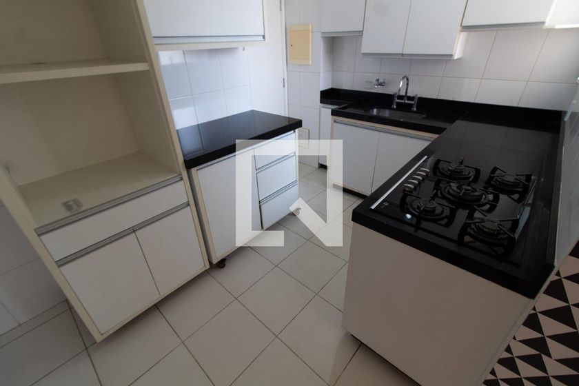 Apartamento à Venda - Lot. Alphaville Campinas, 4 Quartos,  137 m2 em , Campinas - sp | SoloBR