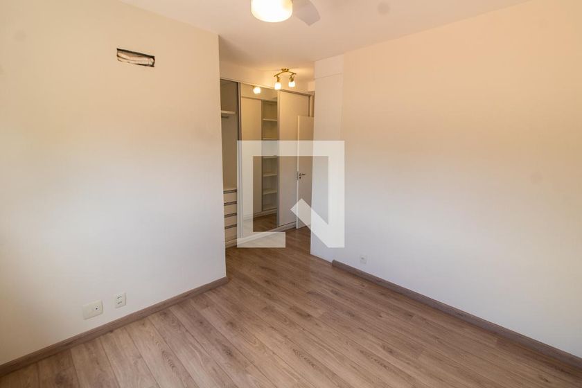 Apartamento à Venda - Lot. Alphaville Campinas, 4 Quartos,  137 m2 em , Campinas - sp | SoloBR