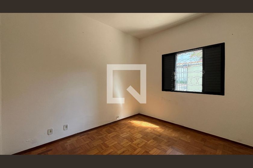 Casa à Venda - Taquaral, 2 Quartos,  300 m2 em , Campinas - sp | SoloBR