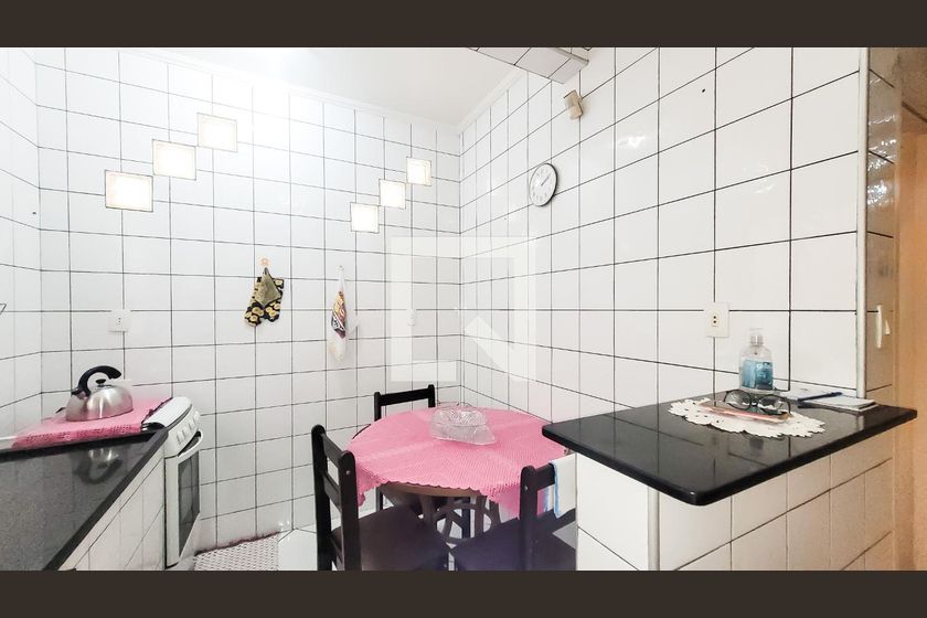 Casa à Venda - Taquaral, 2 Quartos,  170 m2 em , Campinas - sp | SoloBR
