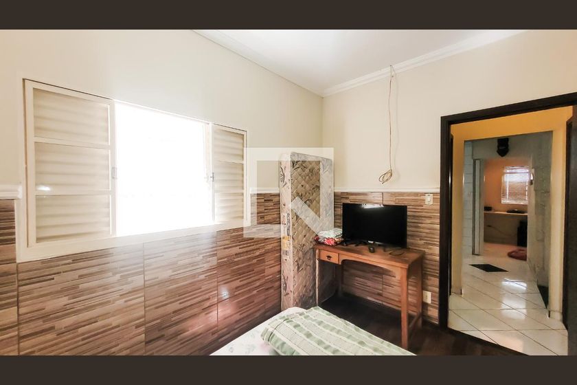 Casa à Venda - Taquaral, 2 Quartos,  170 m2 em , Campinas - sp | SoloBR
