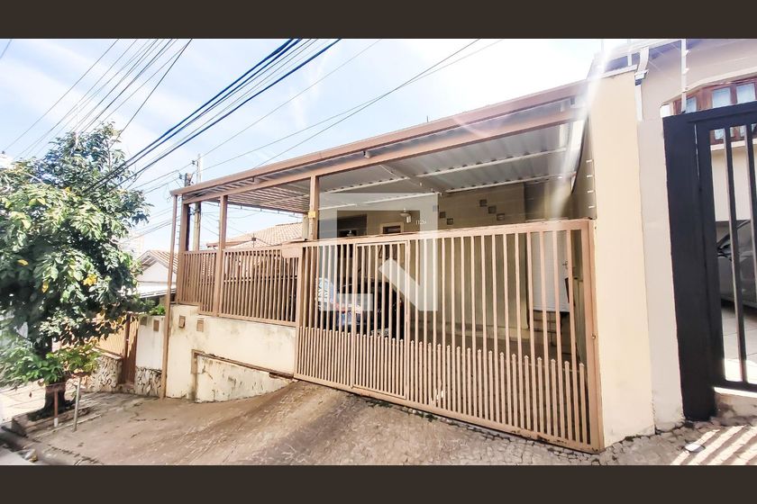 Casa à Venda - Taquaral, 2 Quartos,  170 m2 em , Campinas - sp | SoloBR